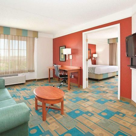 Hotel La Quinta By Wyndham Colorado Springs South Airport Exteriér fotografie