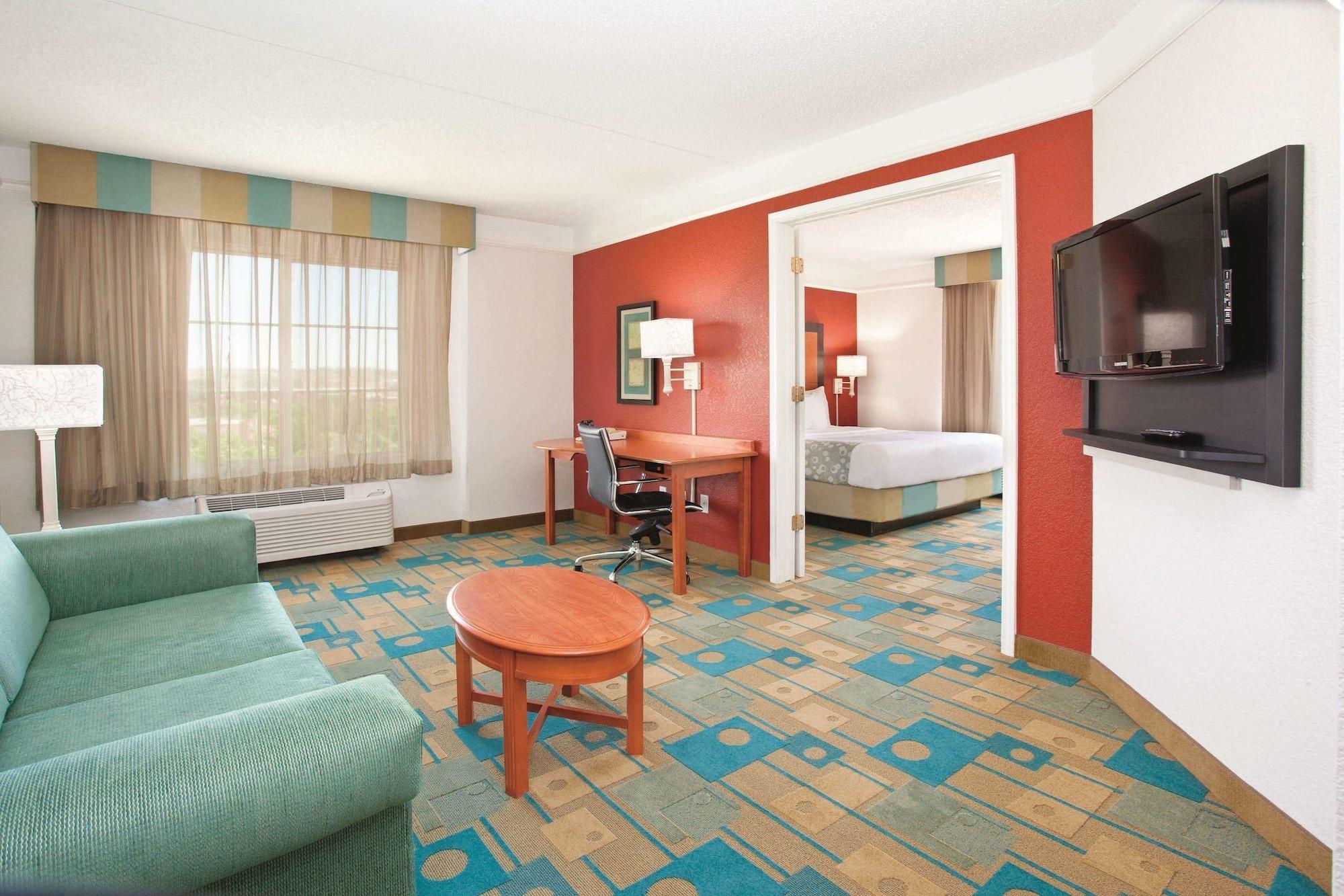 Hotel La Quinta By Wyndham Colorado Springs South Airport Exteriér fotografie
