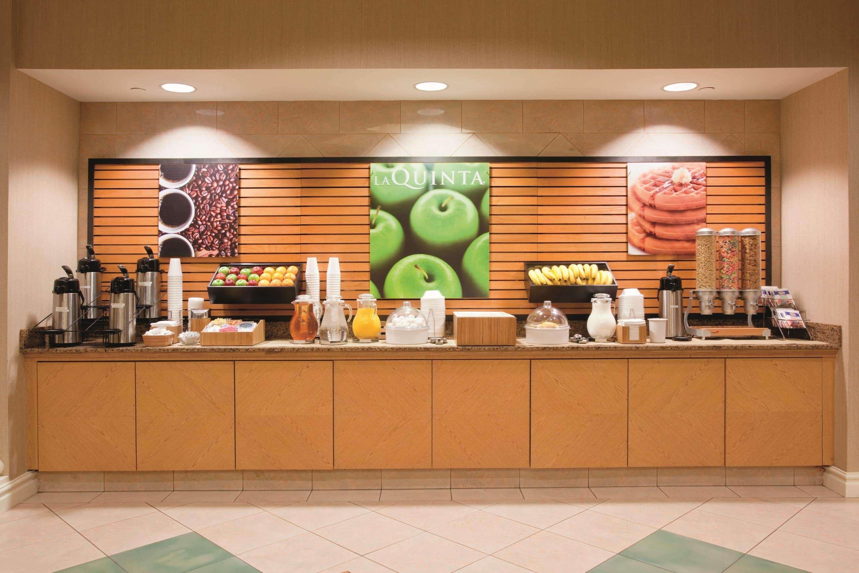 Hotel La Quinta By Wyndham Colorado Springs South Airport Exteriér fotografie
